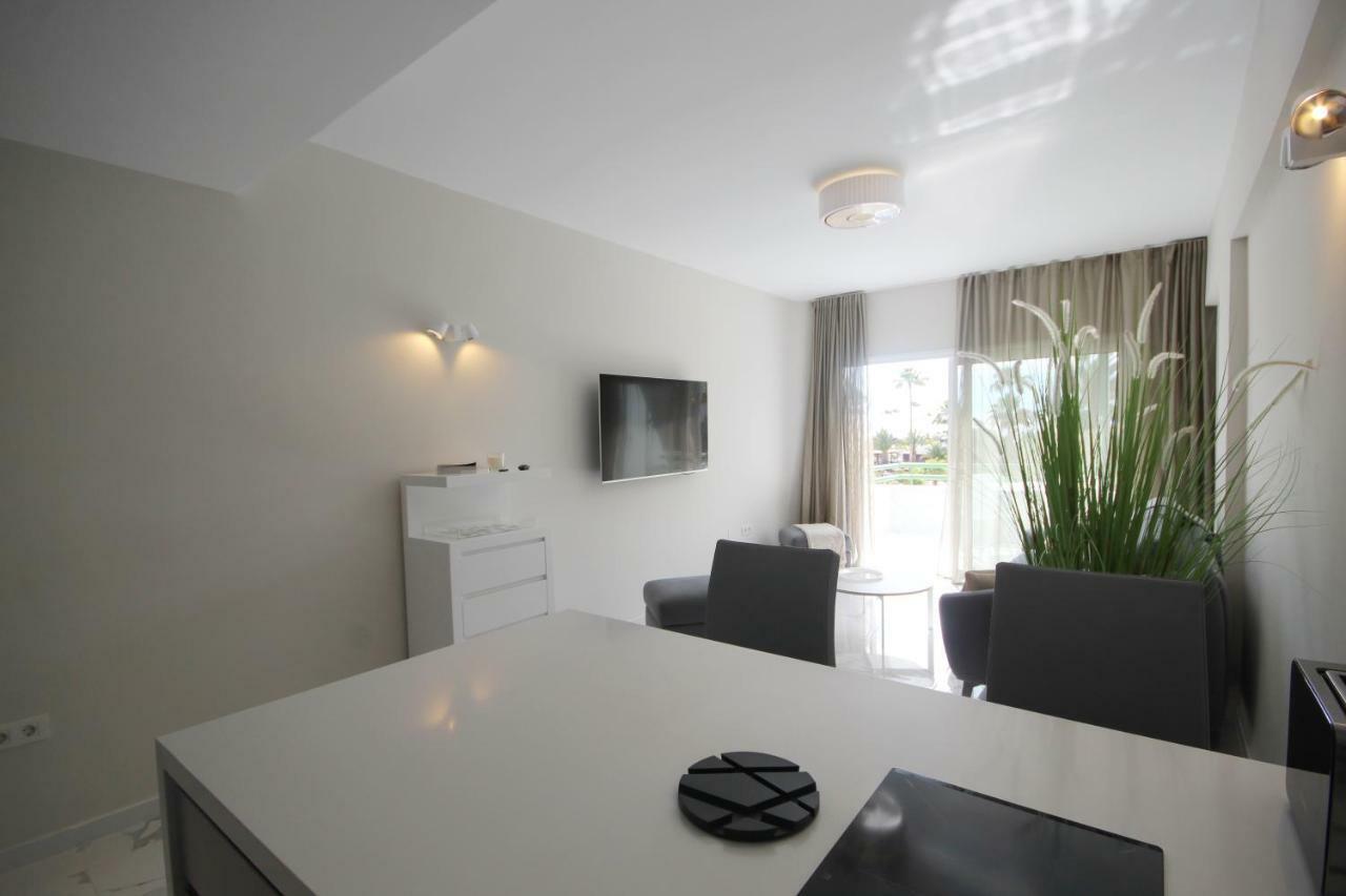 Luxury Apartments In First Beach Line With Pool Costa Adeje  Extérieur photo